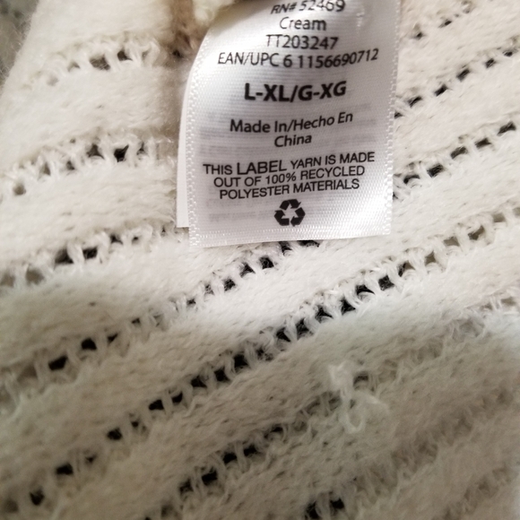 Shawl - Picture 5 of 5